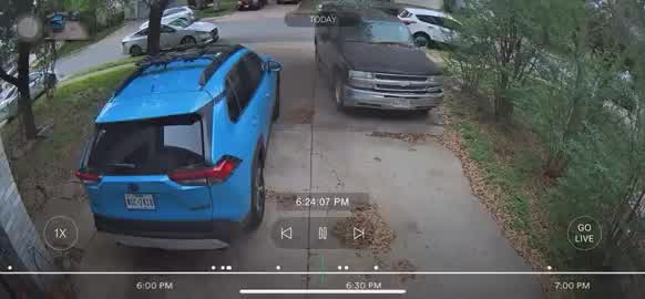 VIDEO: Woman smashes car windows in Cedar Park