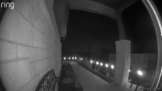 VIDEO: Men seen kicking front doors in Kyle