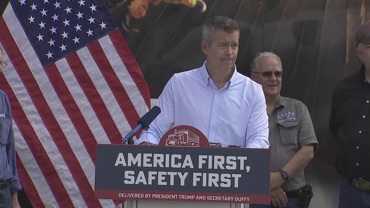 Rule requires truckers to speak English