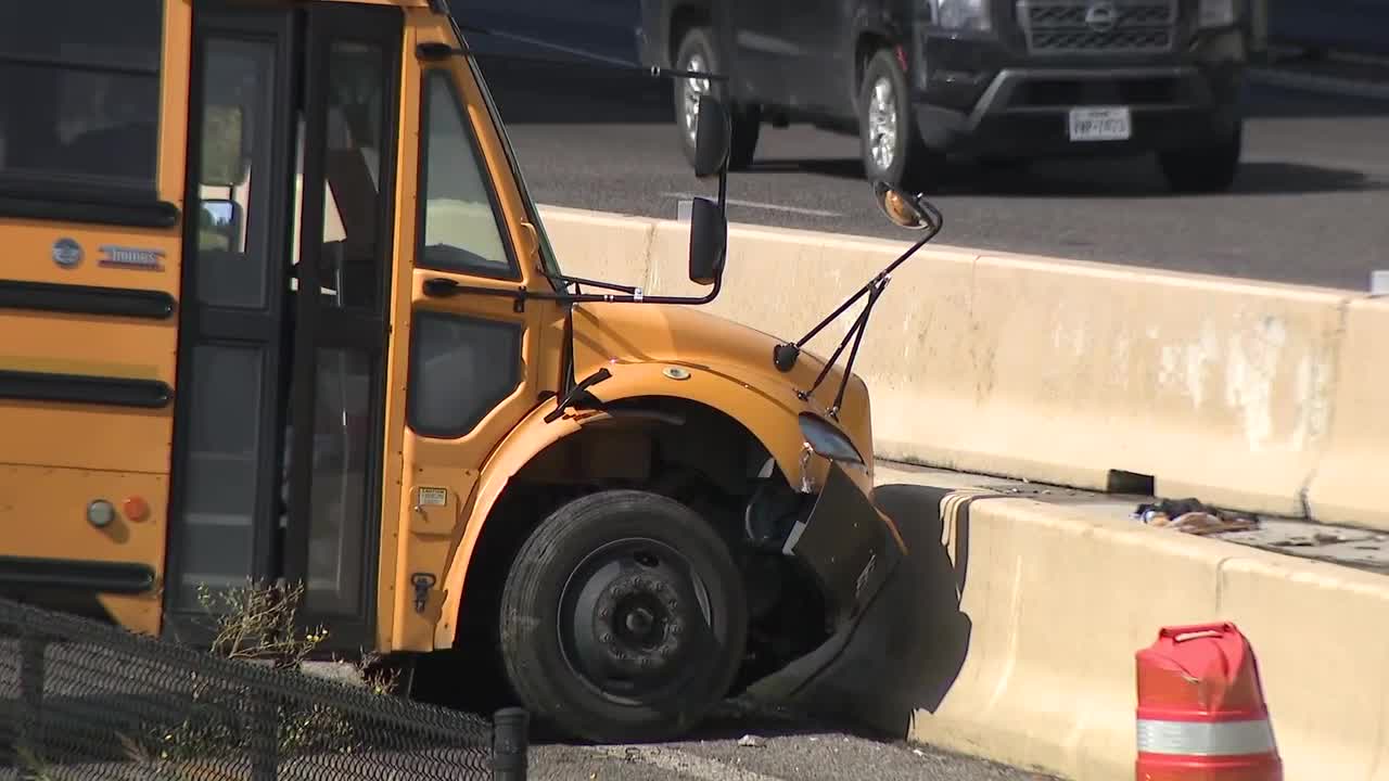 Austin ISD bus swerves off road in North Austin