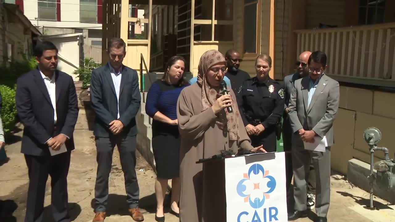 Vandalized Austin mosques news conference
