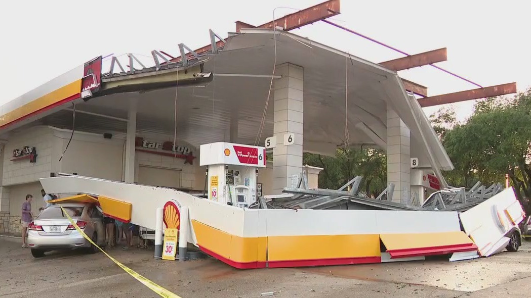 Gas station roof collapses