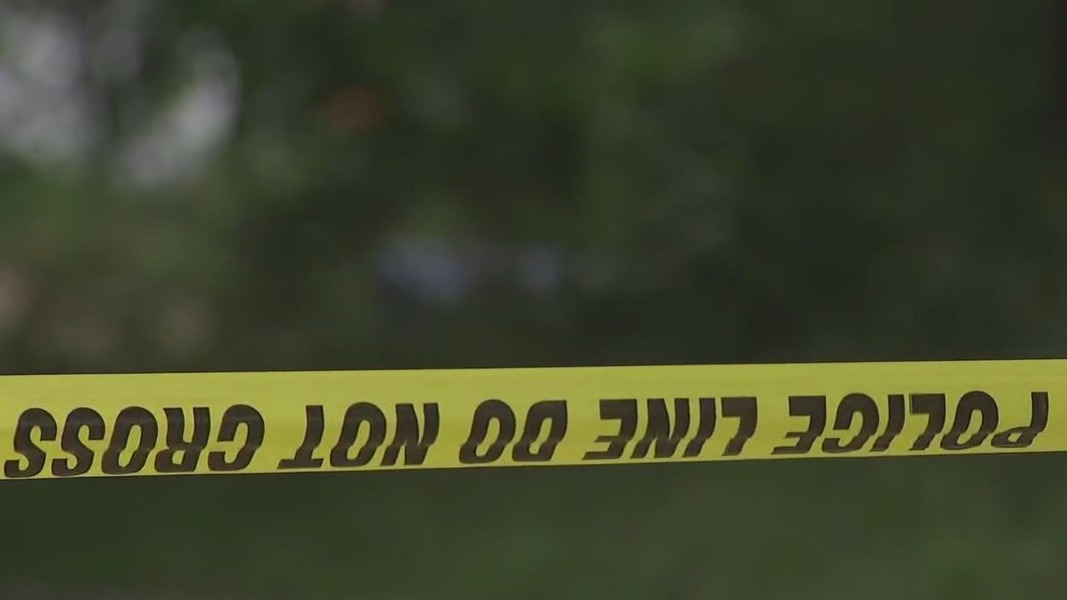 Body in Lady Bird Lake: APD investigating