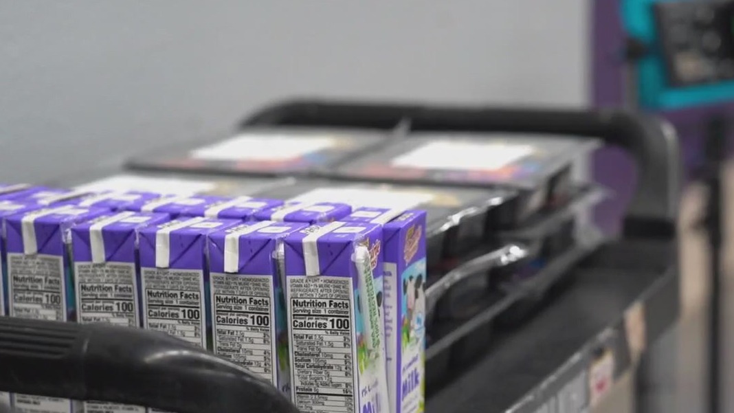 Abbott vetoes budget proposal for summer lunches