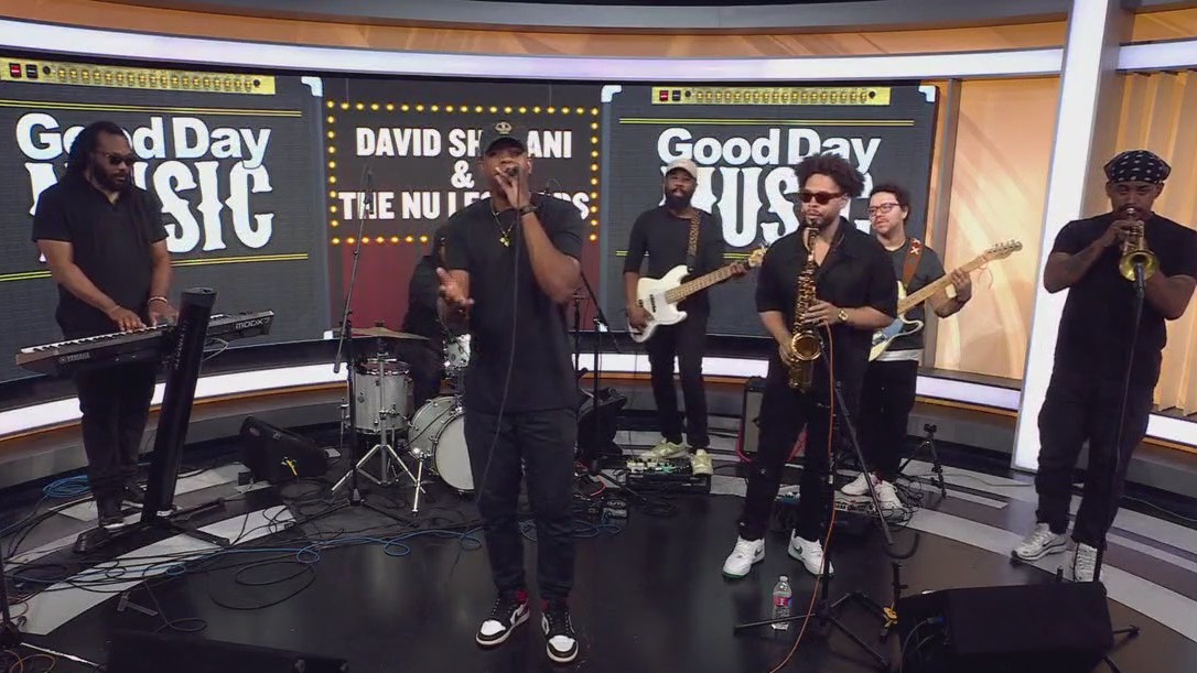 David Shabani & The Nu Leopards performs