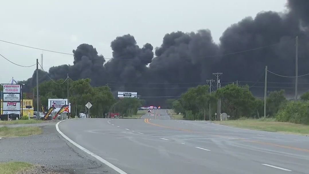 Burnet tire recycling facility fire