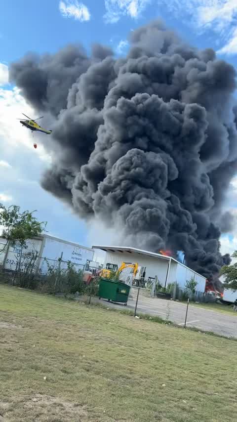 VIDEO: Firefighters work to put out large fire