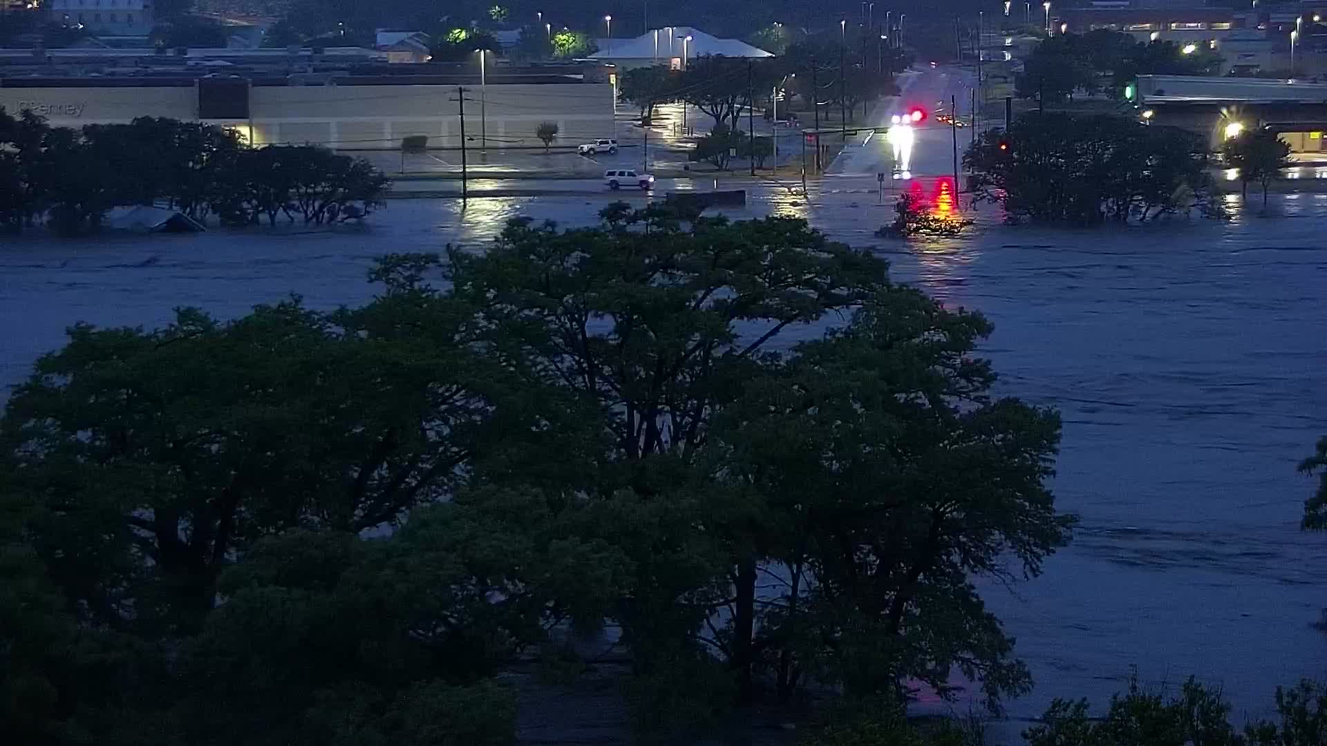 Texas weather: Kerrville Guadalupe River flooding