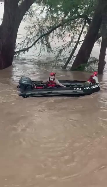 Woman clings to tree in heavy Central Texas flooding