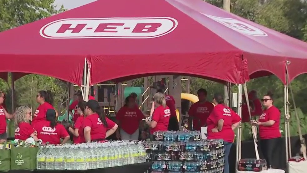 Texas floods: H-E-B helping flood recovery efforts
