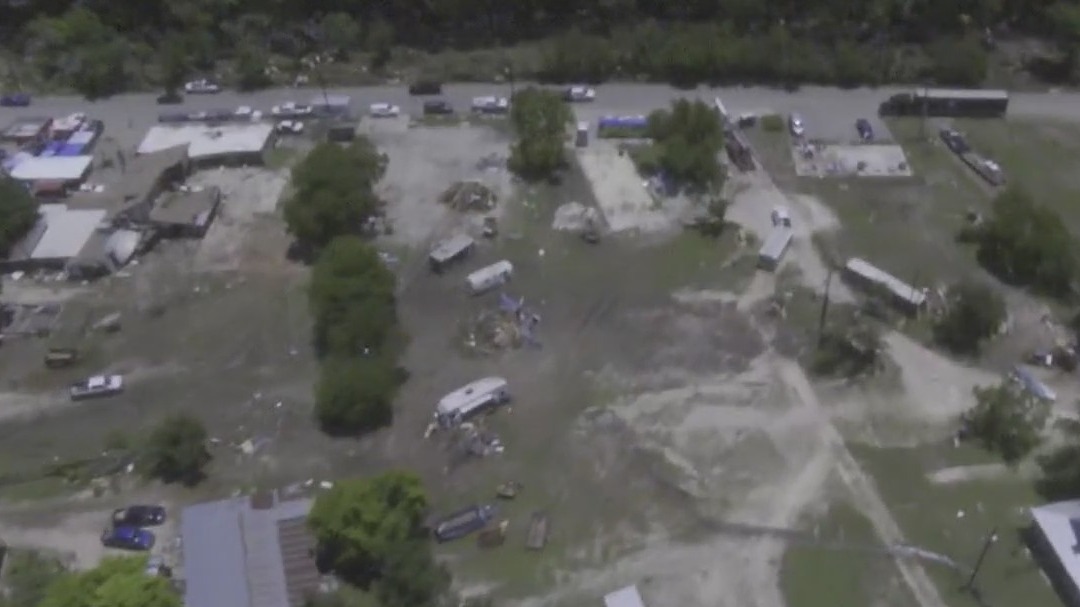 Abbott takes aerial tour of Kerr County flood damage
