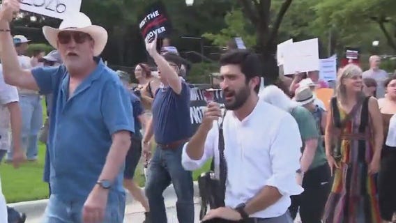 Rep Casar holds protest over redistricting