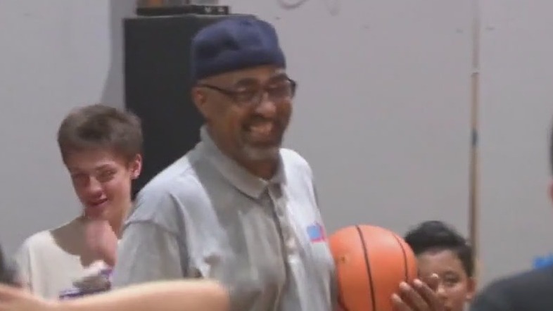 NBA veteran Dennis Scott hosts camp in Austin