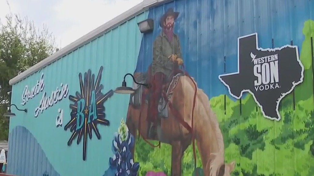 Texas Ohio State game day at Bouldin Acres