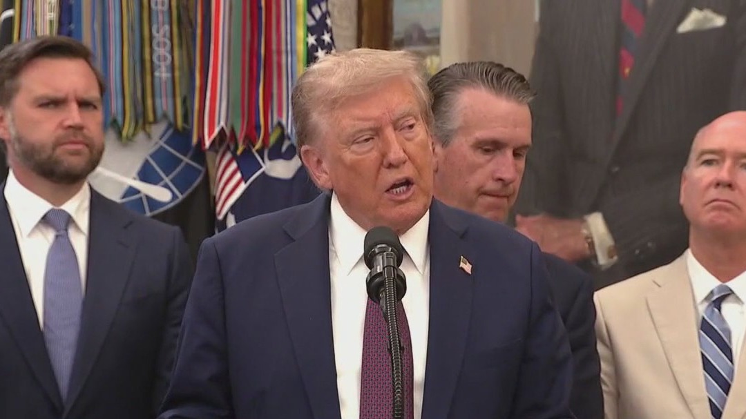 Trump to send federal law enforcement to Chicago