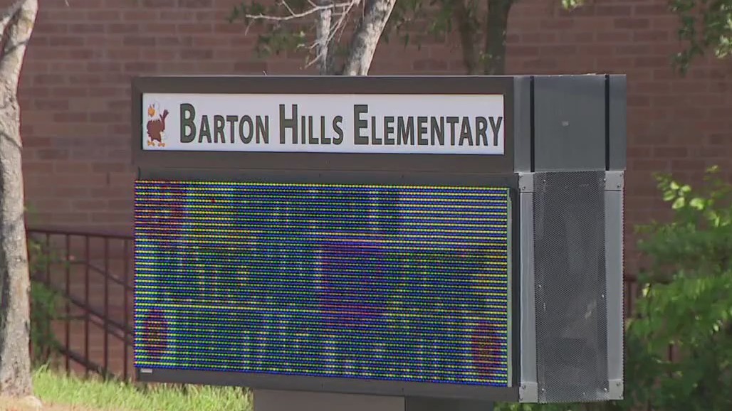 Austin OIS: Manhunt causes confusion in neighborhood