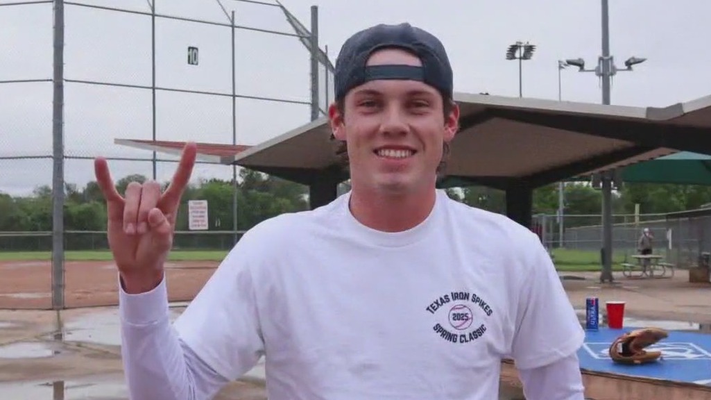 How UT student volunteer work benefits community