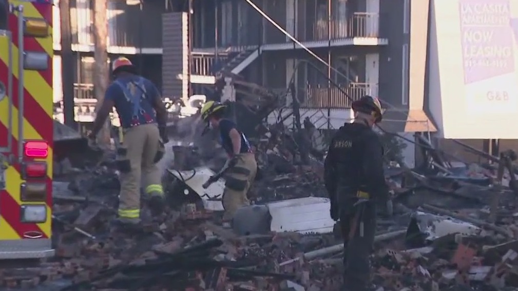 Abandoned motel destroyed by fire