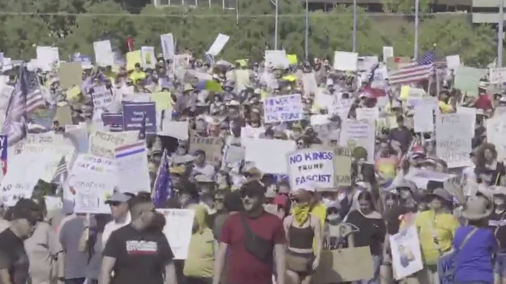 'No Kings' protestors rally against Trump admin