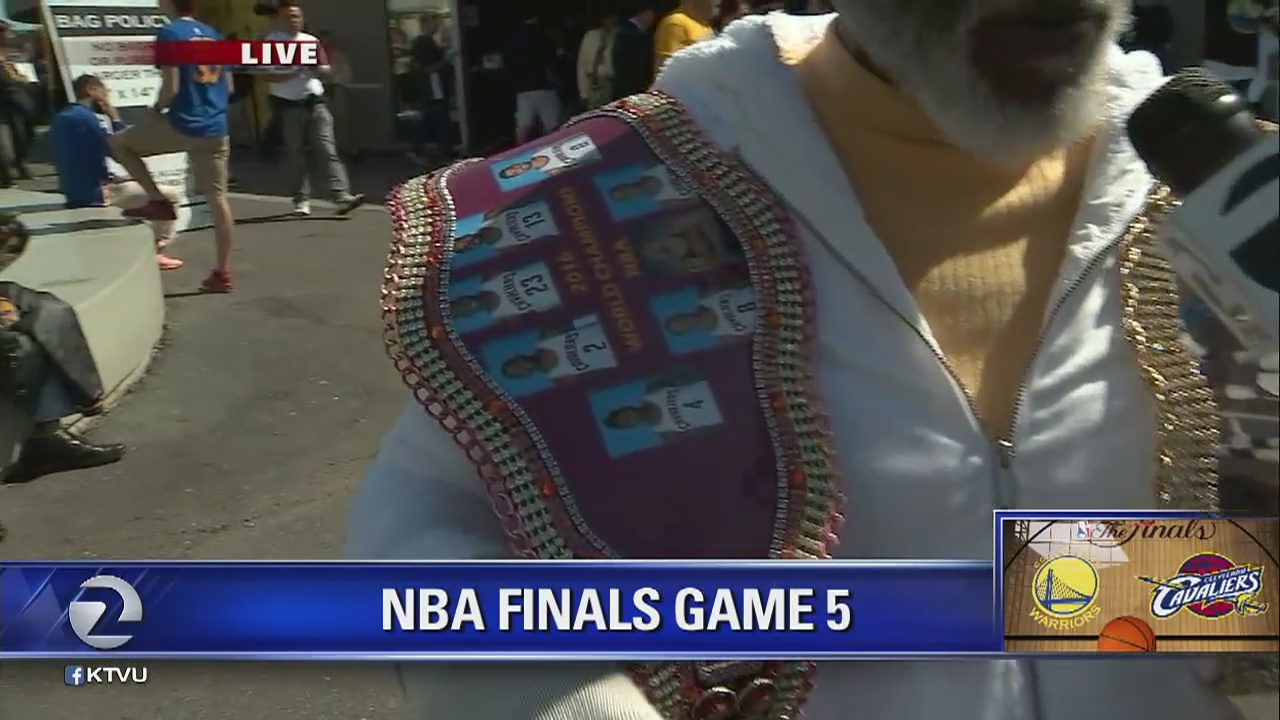 Warriors fans tee up for Game 5