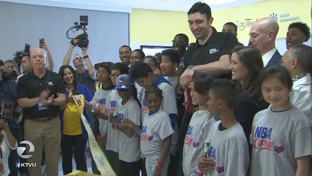 Warriors, NBA unveil Learn & Play Zone at Oakland school