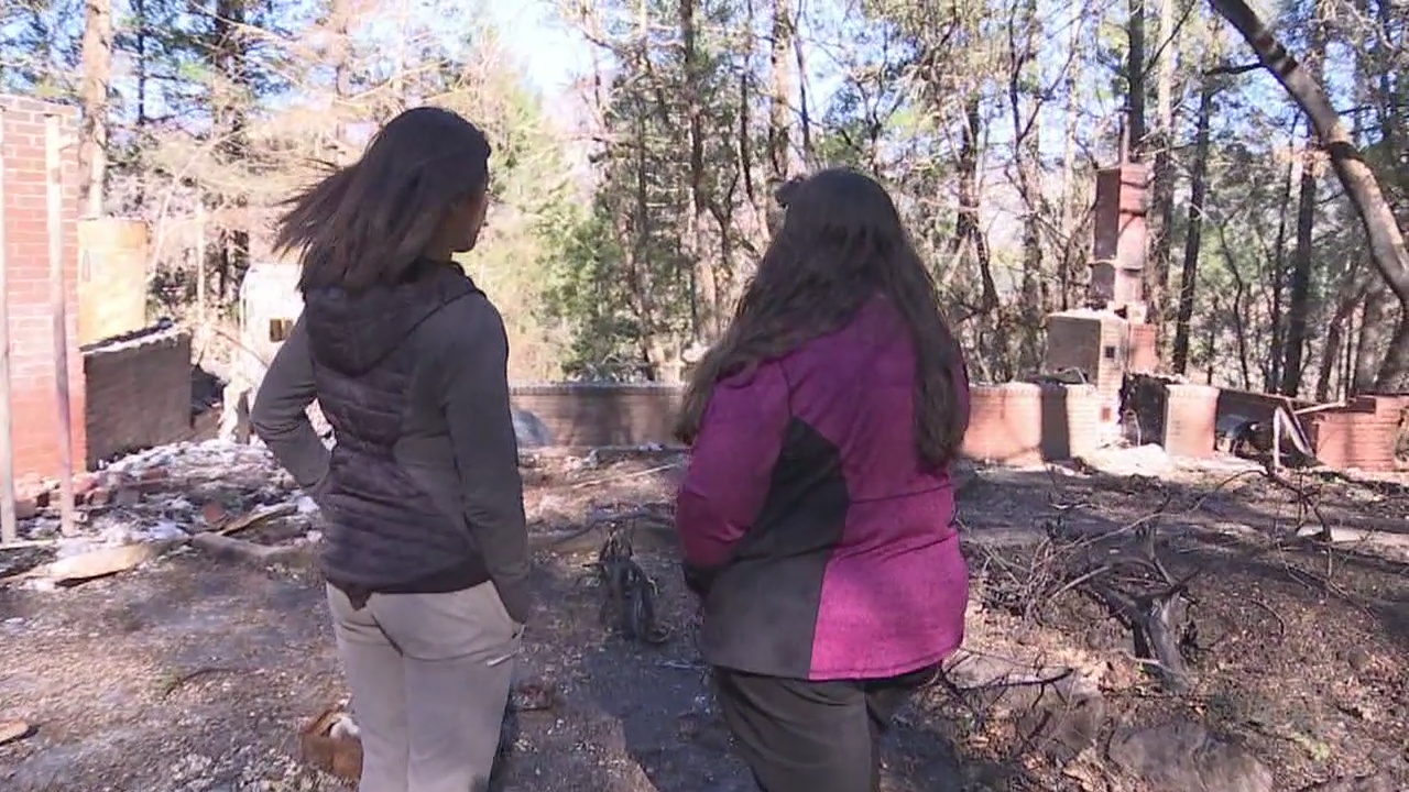 BAY AREA PEOPLE Season of Sharing - Hickman Family