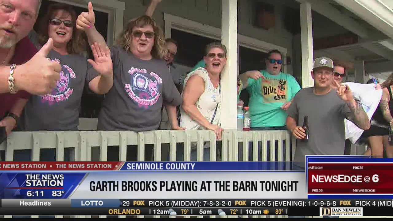 Country music legend Garth Brooks in Sanford