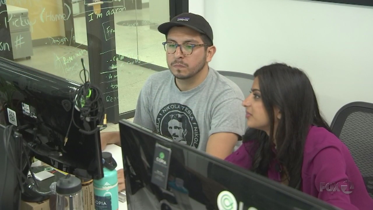 BAY AREA PEOPLE Copia