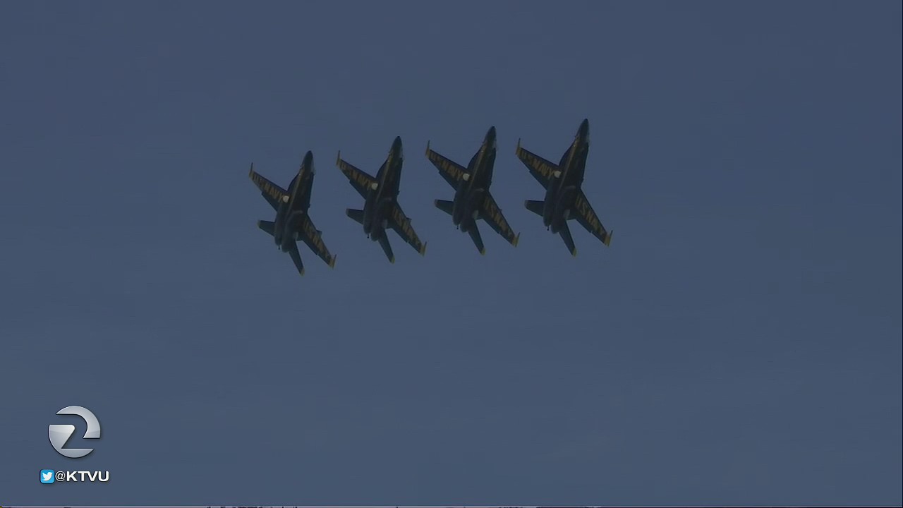 Tens of thousands flood into San Francisco for U.S. Navy Blue Angels airshow