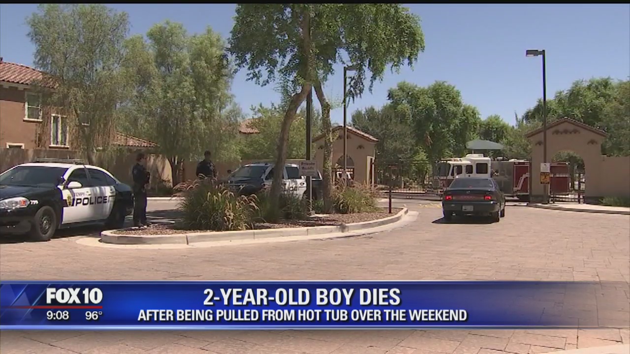 Twin toddler dies after drowning in hot tub