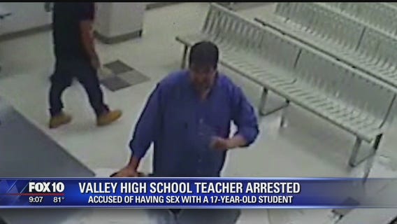 Ex-Glendale teacher accused of having sex with a student