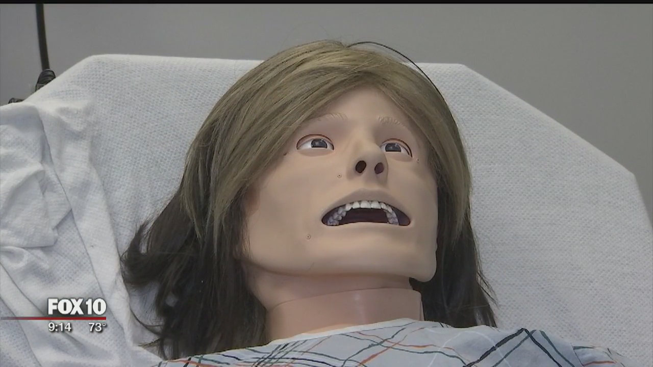 Medical mannequins give students a chance to practice their skills