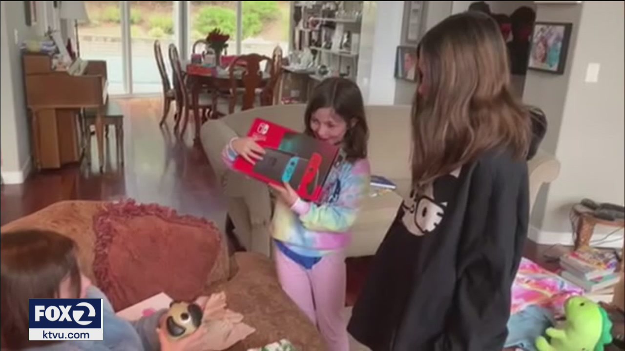 Shipping delays mean some families go without all their Christmas gifts