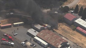 Fire spreads to vegetation in Petaluma