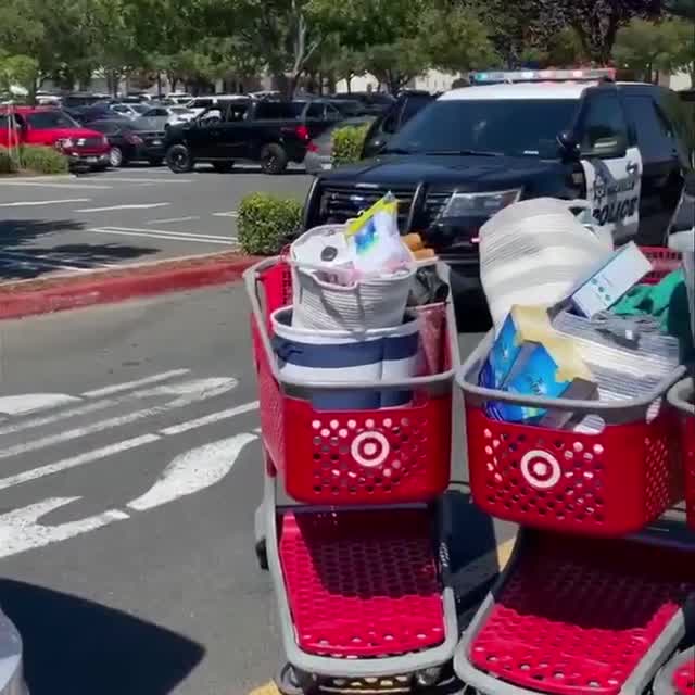 2 East Bay women seen stealing dozens of pairs of jeans, baby formula arrested in Vacaville