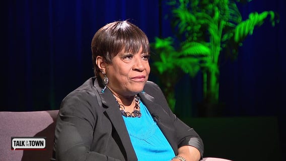 Dee Johnson, Lend A Hand director