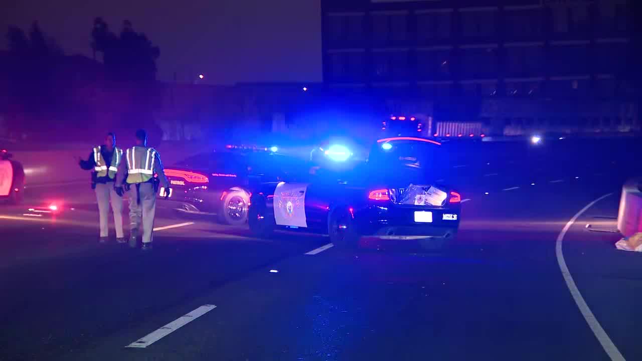 Pedestrian struck on I-880 in Oakland
