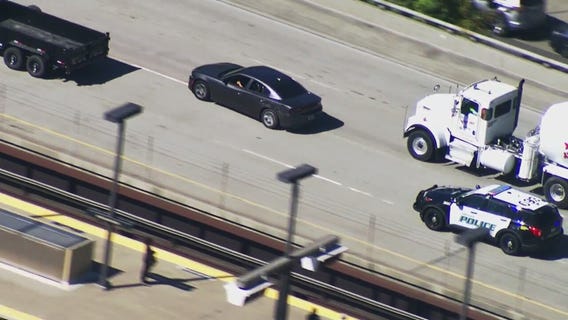 Police pursuit in East Bay