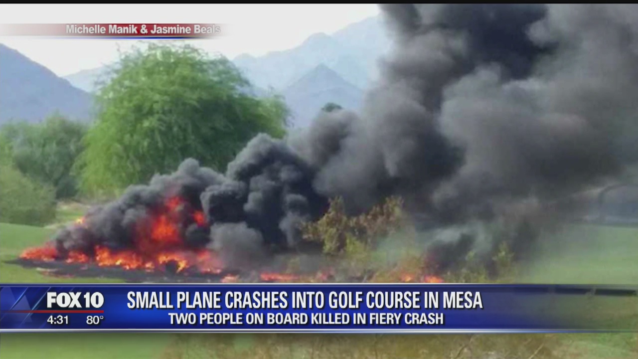 2 dead after small plane crashes on a Mesa golf course