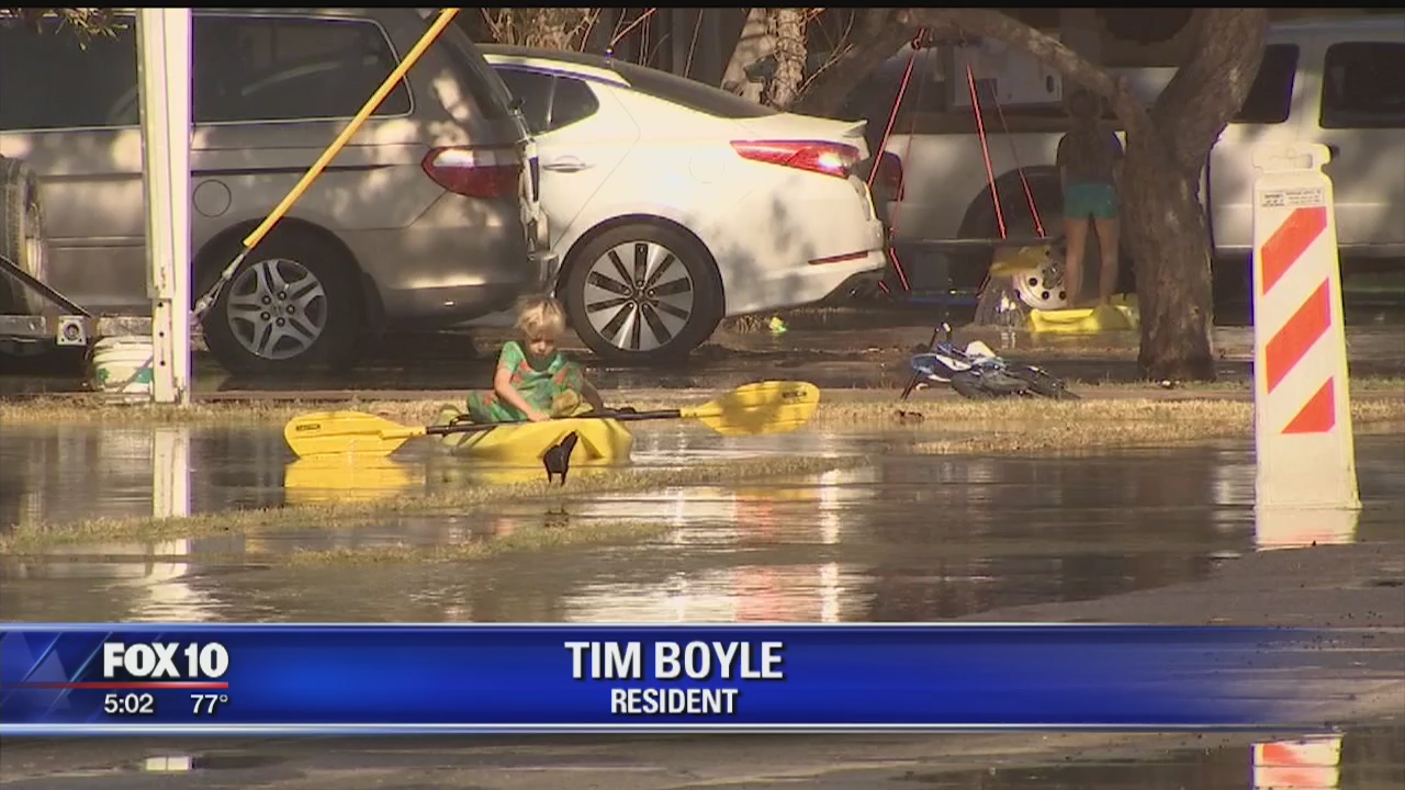 Water main break in Mesa neighborhood floods streets