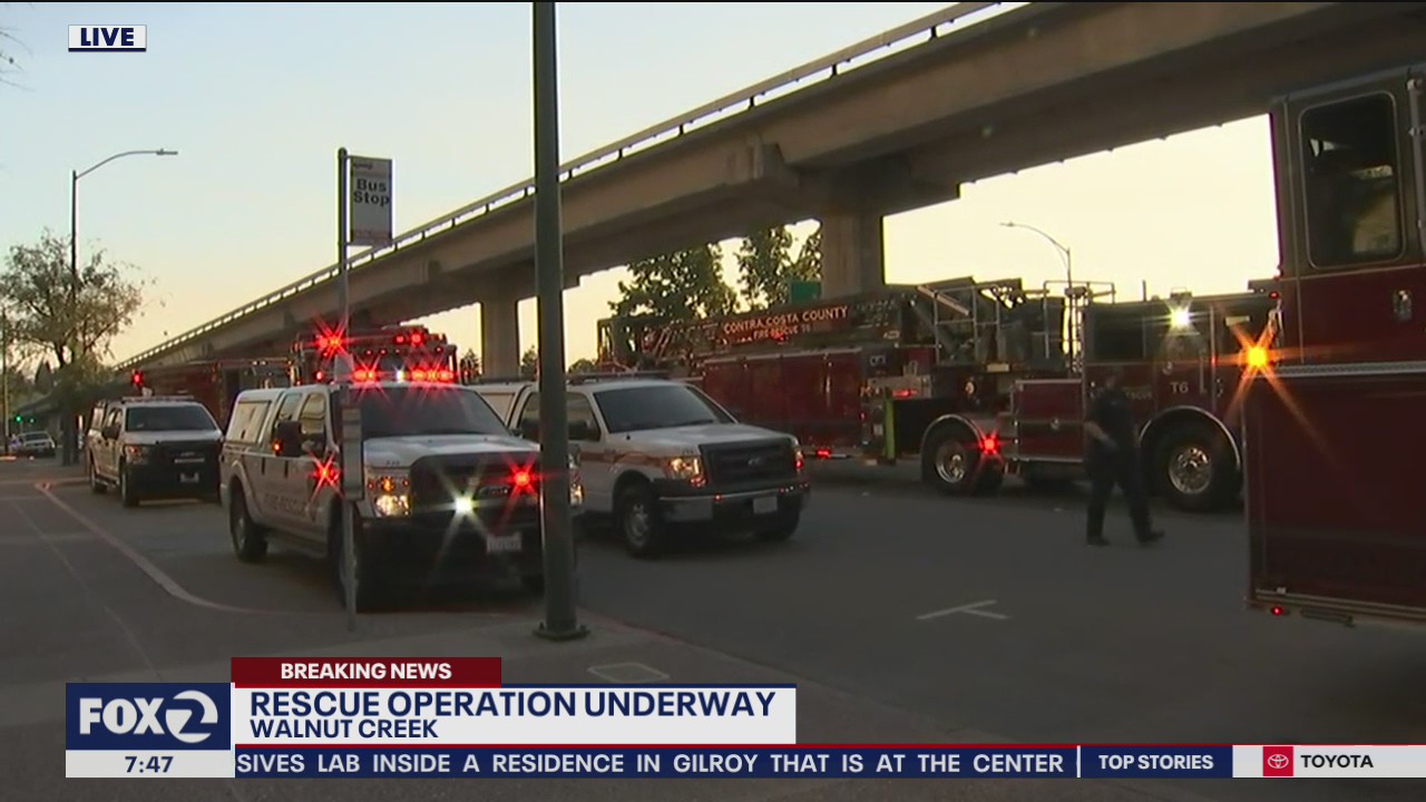 Window washers trapped at Walnut Creek office