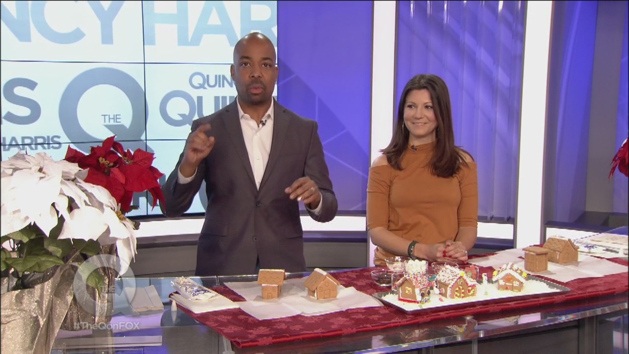 Make your gingerbread house stand out