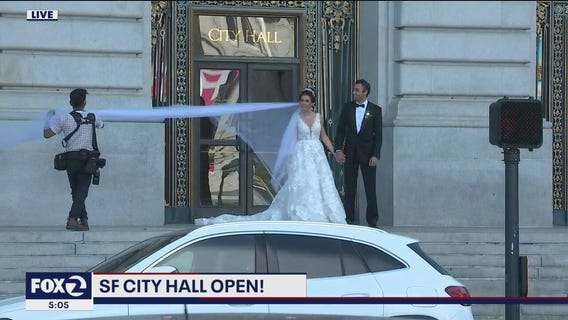 In-person weddings return to San Francisco City Hall
