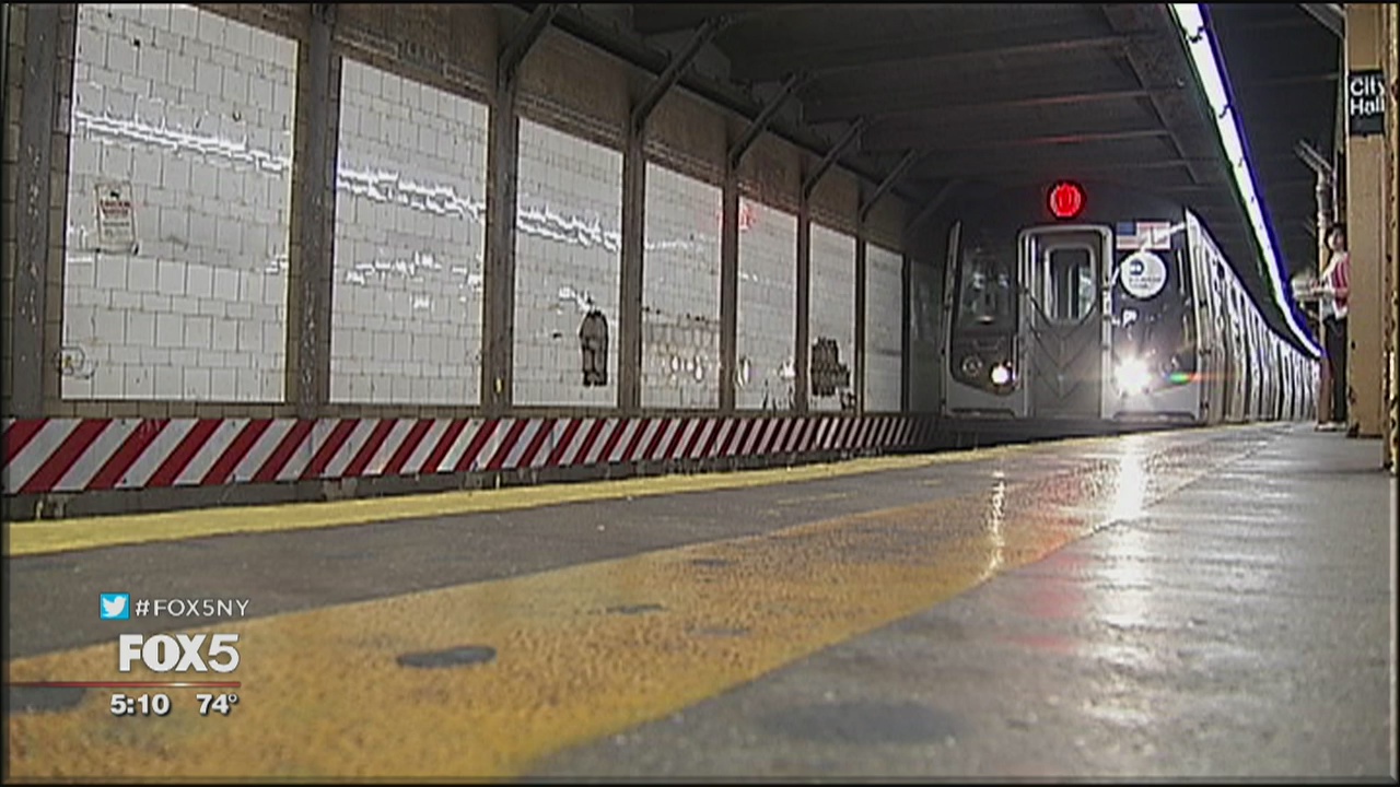 New Yorkers blame Cuomo for subways