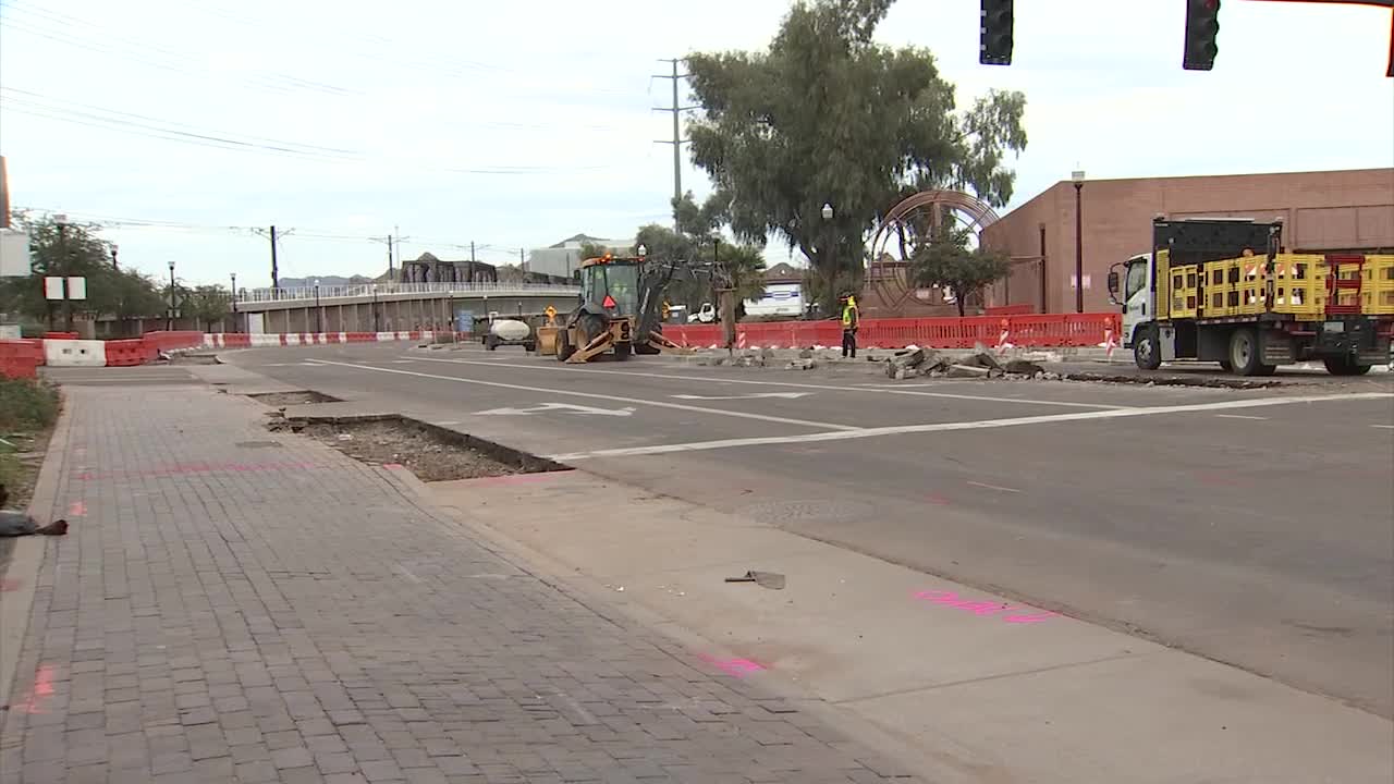 Phoenix Roundabout Construction work begins on new Tempe roundabout | FOX 10 Phoenix
