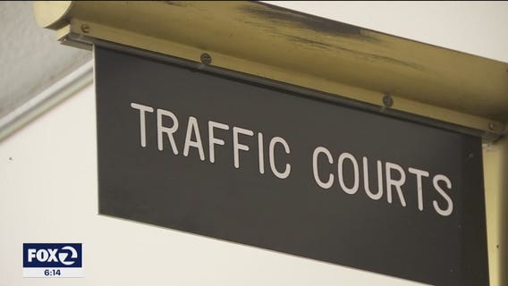 Lawyer no-shows in traffic court for clients who paid him