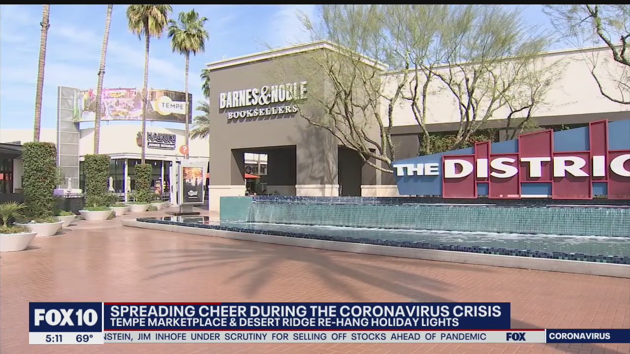 2 Valley malls putting Christmas lights back up during the coronavirus pandemic