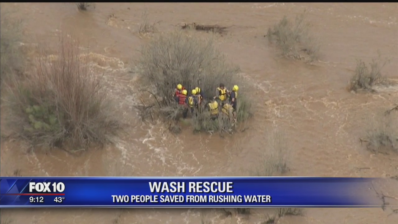 Man, woman saved from rushing water in Pinal County