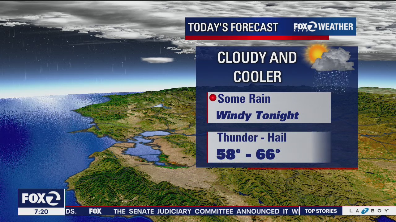 Loud booms of thunder rumbles through East Bay