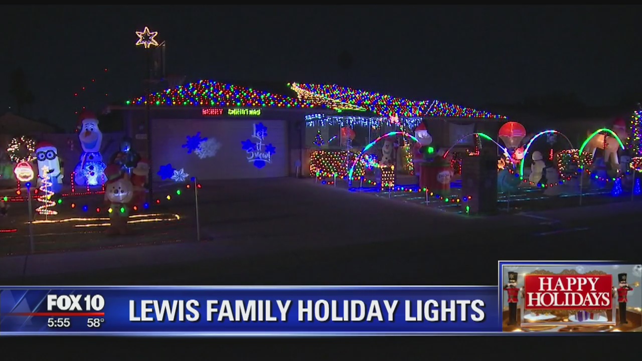 Lewis Family Holiday Lights feature hot cocoa, real-life Santa Claus